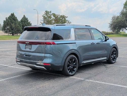 Astra Blue 2024 Kia Carnival SX