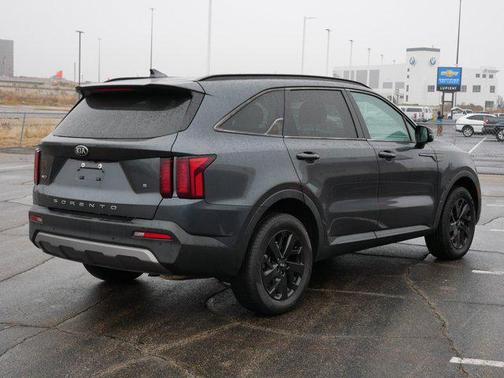 2021 Kia Sorento S