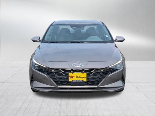 Fluid Metal 2023 Hyundai ELANTRA SEL