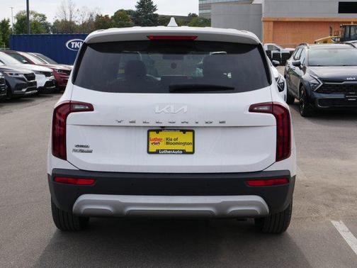 2022 Kia Telluride LX