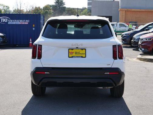 2023 Kia Sorento LX