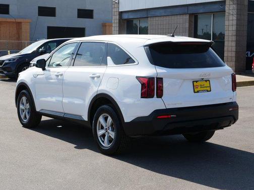 2023 Kia Sorento LX