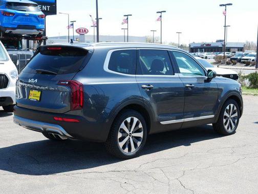 2022 Kia Telluride S