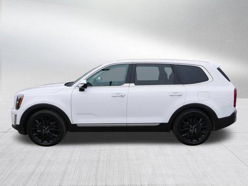 Glacial White Pearl 2022 Kia Telluride SX