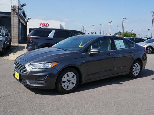 2019 Ford Fusion S