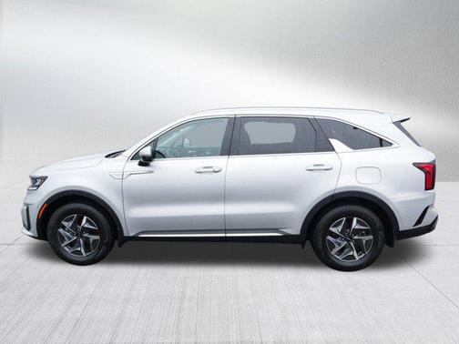 2022 Kia Sorento Hybrid S