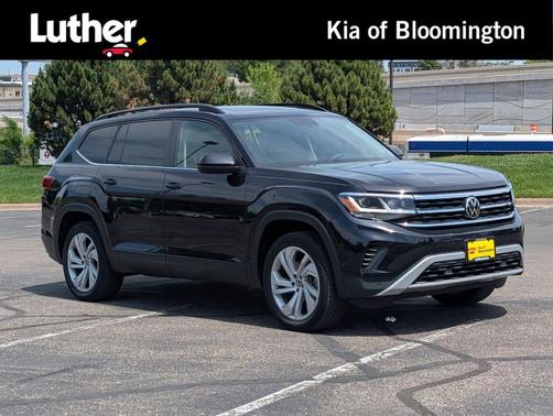 Deep Black Pearl 2021 Volkswagen Atlas 3.6L SE w/Technology