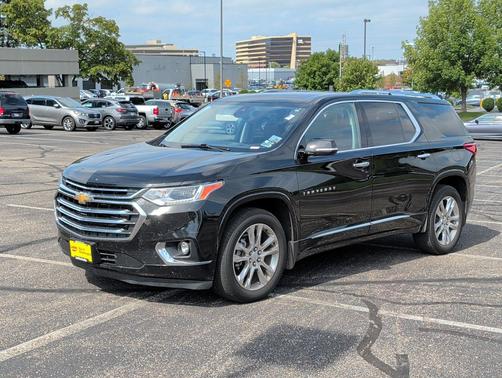 Mosaic Black Metallic 2018 Chevrolet Traverse High Country