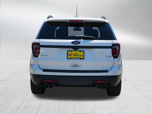 White Platinum Metallic Tri-Coat 2018 Ford Explorer Sport