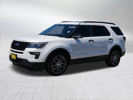 White Platinum Metallic Tri-Coat 2018 Ford Explorer Sport