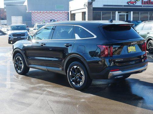 2025 Kia Sorento S