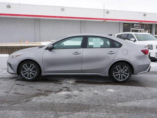 2024 Kia Forte GT-Line