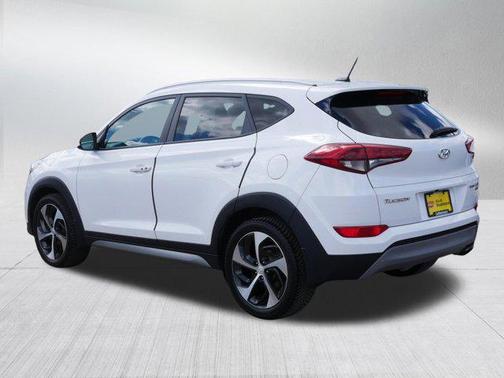 Dazzling White 2017 Hyundai TUCSON Sport