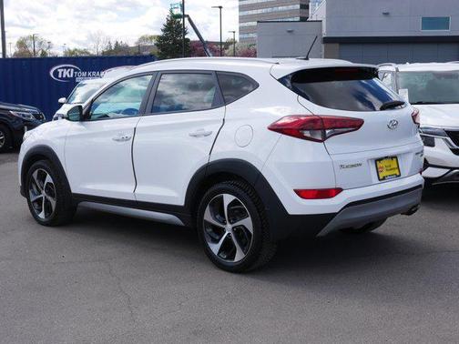 Dazzling White 2017 Hyundai TUCSON Sport