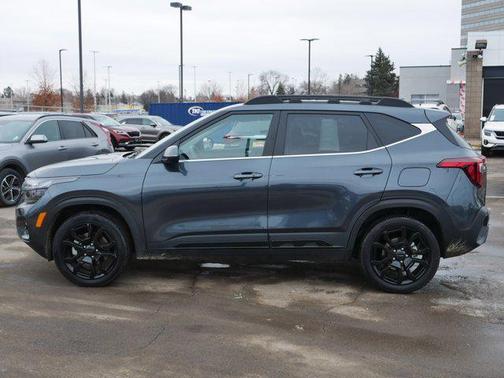 2025 Kia Seltos X-Line