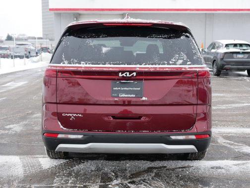 2024 Kia Carnival LX