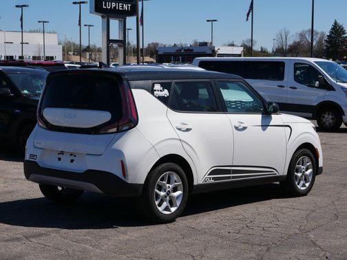 2023 Kia Soul S