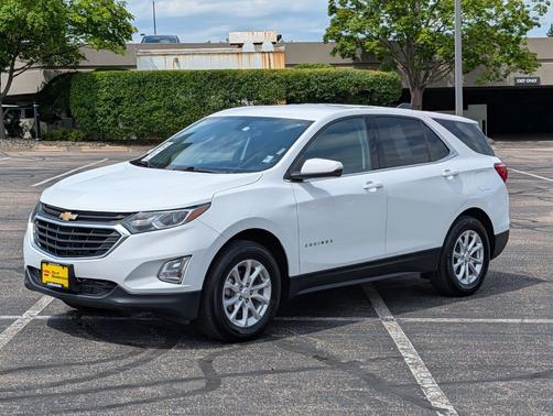 Summit White 2018 Chevrolet Equinox LT