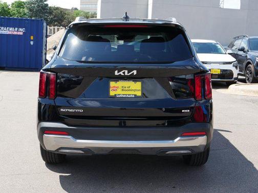 2024 Kia Sorento S