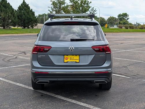 PLATINUM GRAY 2020 Volkswagen Tiguan 2.0T SEL