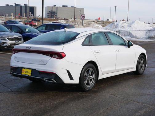 2023 Kia K5 LXS