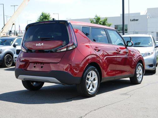 2023 Kia Soul LX