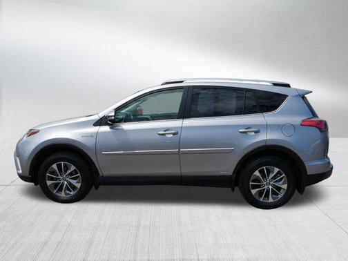 2018 Toyota RAV4 Hybrid XLE