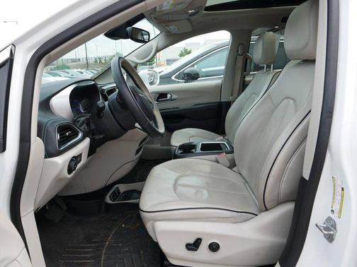 2018 Chrysler Pacifica Hybrid Limited