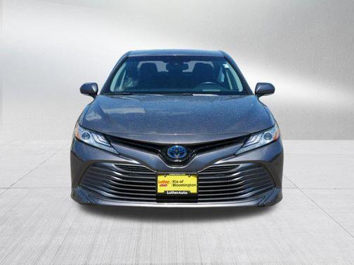 Predawn Gray Mica 2018 Toyota Camry Hybrid XLE