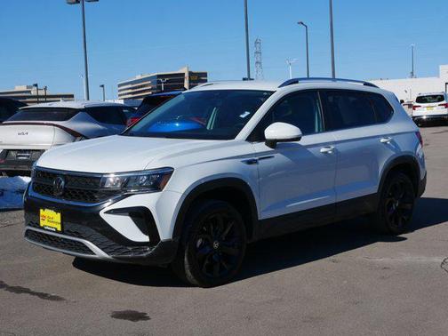 2023 Volkswagen Taos 1.5T SE