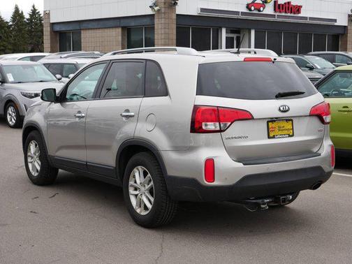 2015 Kia Sorento LX