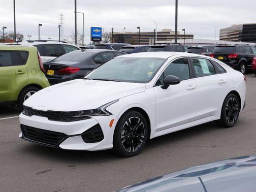 2023 Kia K5 GT-Line