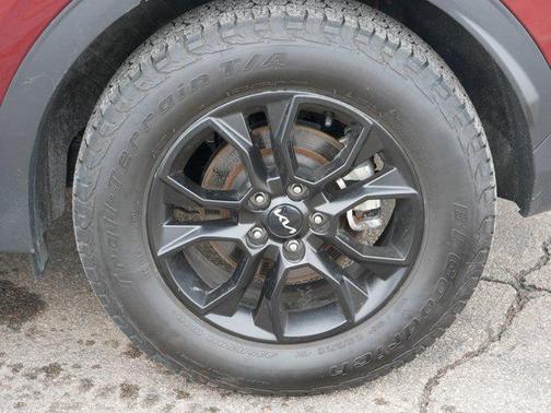 Dawning Red 2023 Kia Sportage S