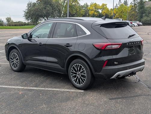 Agate Black Metallic 2025 Ford Escape PHEV Base