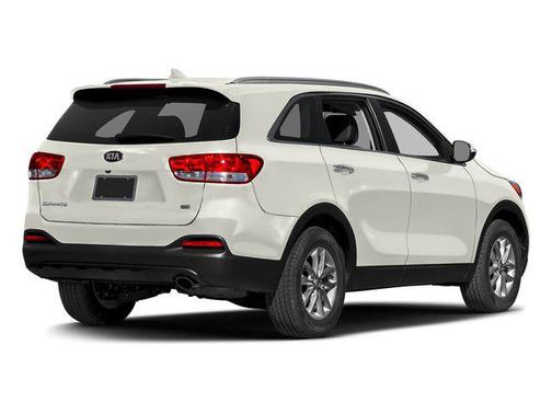 Snow White Pearl 2017 Kia Sorento LX