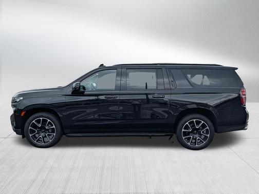 Black 2023 Chevrolet Suburban RST
