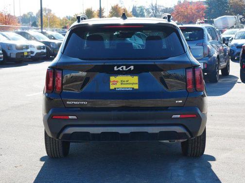 2023 Kia Sorento S