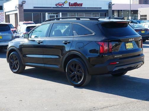 2023 Kia Sorento S