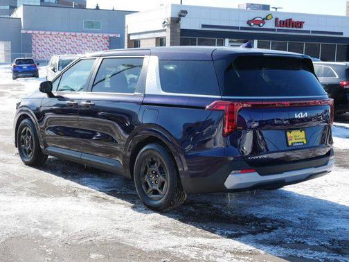 2025 Kia Carnival LXS