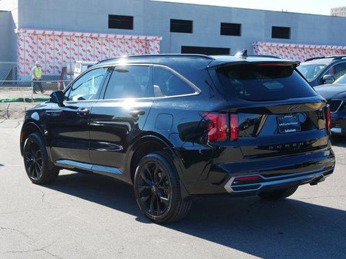 2022 Kia Sorento SX