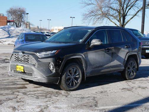 2024 Toyota RAV4 Hybrid XLE Premium