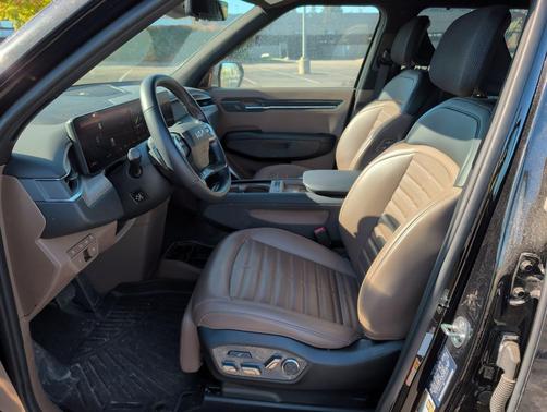 Aurora Black Pearl 2024 Kia EV9 Land