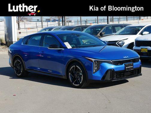 2025 Kia K4 GT-Line