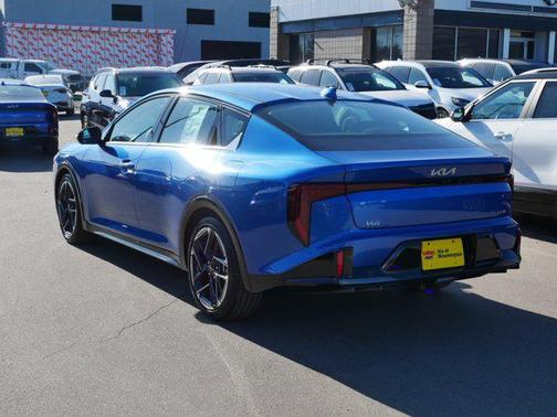 2025 Kia K4 GT-Line