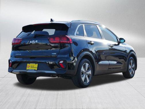 2022 Kia Niro LX
