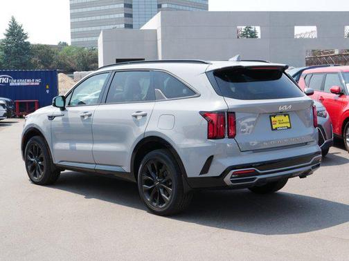 2022 Kia Sorento SX