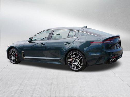 2023 Kia Stinger GT2