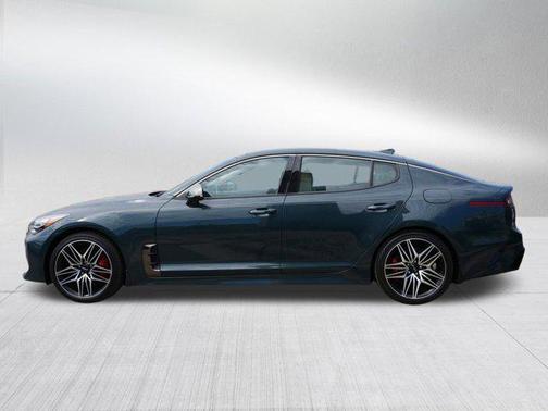 2023 Kia Stinger GT2