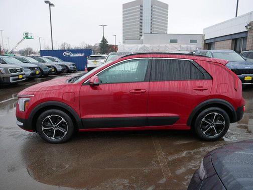 2023 Kia Niro Plug-In Hybrid EX