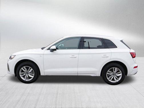 2022 Audi Q5 45 S line Premium